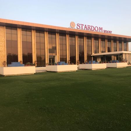 Stardom Resort Jaipur Exterior foto